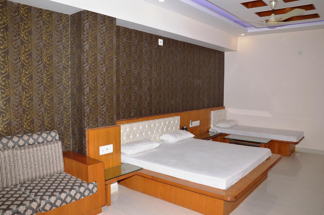 Hotel Panigrahan Bikaner Luaran gambar