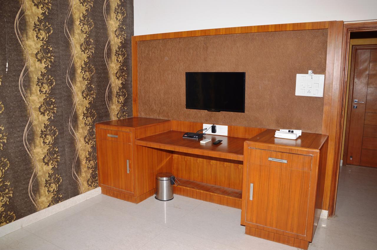 Hotel Panigrahan Bikaner Luaran gambar