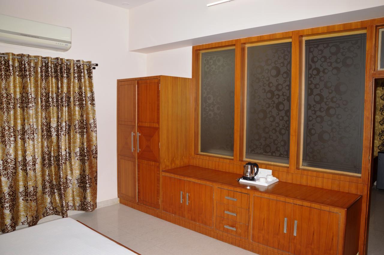 Hotel Panigrahan Bikaner Luaran gambar